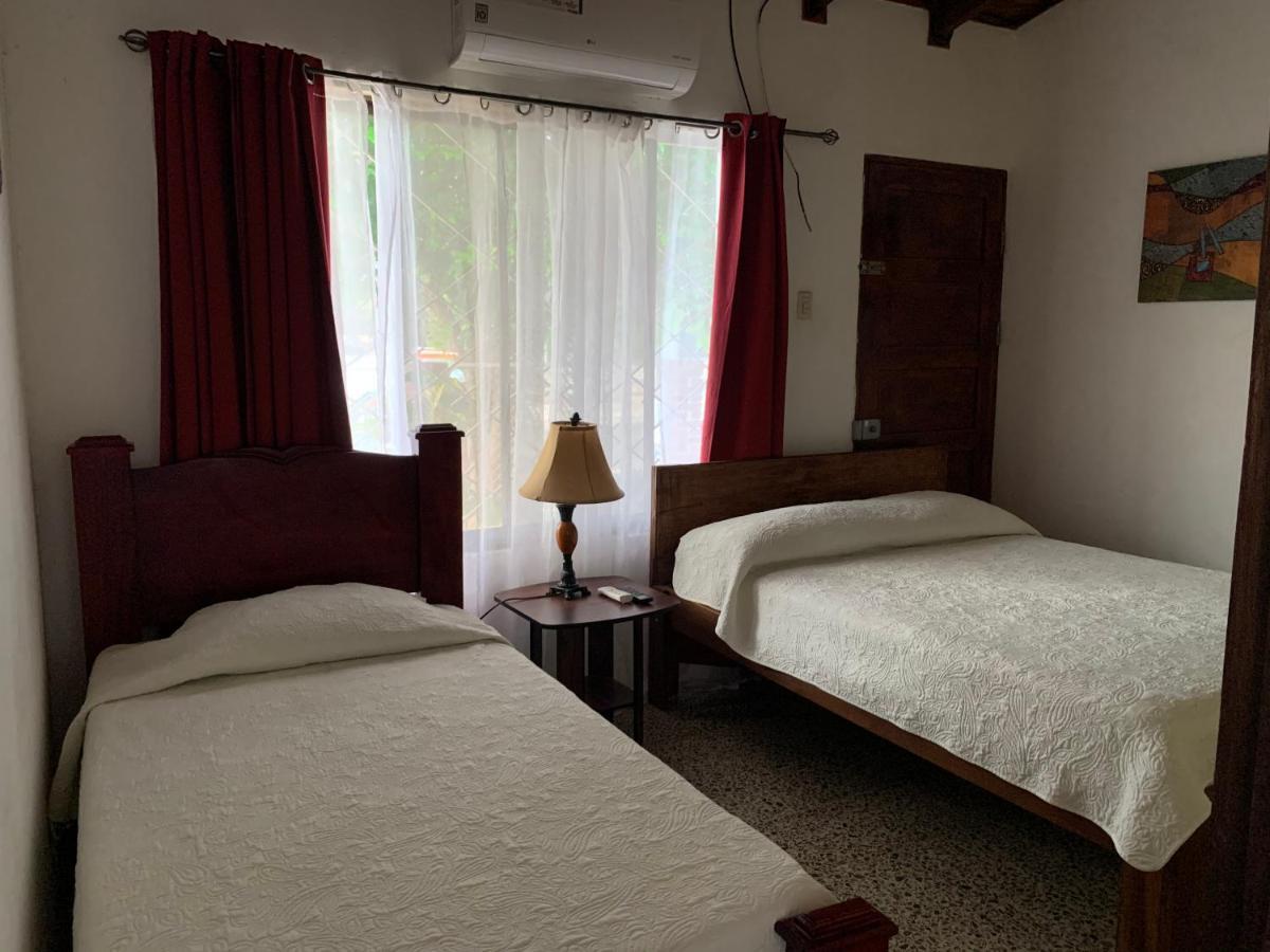 Hostal My Green House Либерия Екстериор снимка